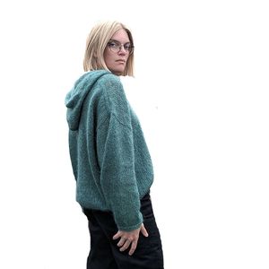 Sweat à capuche en mohair personnalisé avec logo, vente en gros, pull unisexe d'hiver à rayures avec fermeture éclair, tricoté en laine surdimensionné - Product Image 5