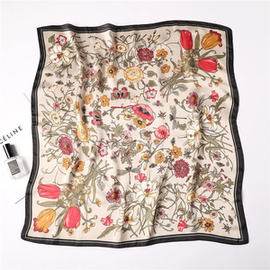 Nouveaux Foulards Imprimés de Luxe pour Femmes, Écharpes en Soie, Décorations Florales Printemps-Été, Petites Cravates, Bandeaux, Sacs – Vente en Gros - Product Image 2