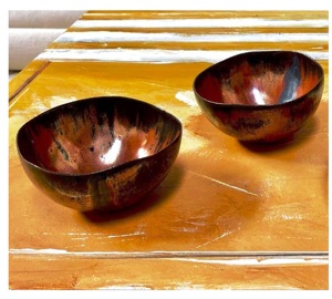 Bol de service artisanal en corne, écologique, design moderne et minimaliste, tonalités brunes, finition polie, léger (0,4 kg) pour les fêtes - Product Image 3