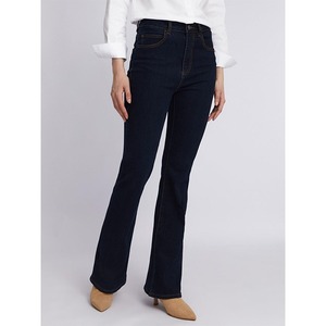 Jean en denim bootcut taille haute bleu clair pour femme, style vintage délavé - Product Image 4