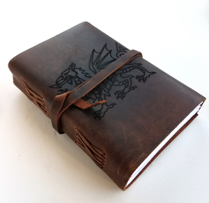 Carnet en cuir Dragon Gallois, personnalisation gratuite, carnet en cuir de buffle vierge 5" x 7" avec choix de papier ligné ou non ligné - Product Image 1