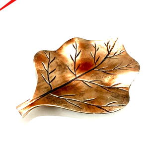 Plateau de service carré décoratif en aluminium de luxe avec fermeture éclair, accent pieuvre sculptée et surface texturée - Product Image 4