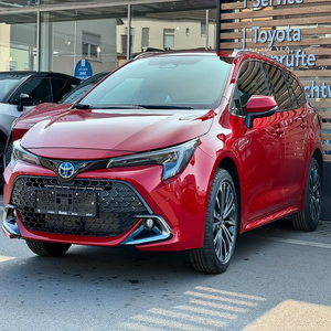 Toyota Corolla 2.0L Teamplayer Hatchback, Faros LED, Puerta Trasera Eléctrica, Automático, Gasolina, Auto Familiar Compacto, Exportación - Product Image 1