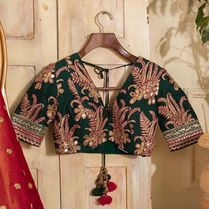 Saree de soirée avec broderie séquentielle - Product Image 4