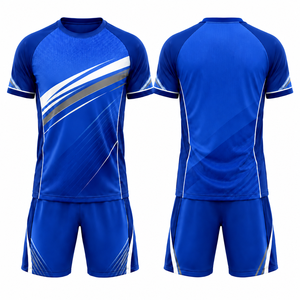 Conjunto de Camiseta y Pantalones Cortos de Fútbol Personalizados con Nombre del Jugador por Transferencia Térmica, Unisex, OEM, de Secado Rápido, Transpirable, Resistente al Viento, con Cuello en V - Product Image 6