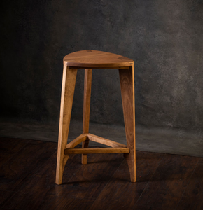 Juego de Taburetes de Bar Industriales Marrones y Negros, Altura de Mostrador, Diseño Vintage Informal, para Cocina, Comedor, Exterior, Comercial - Product Image 1