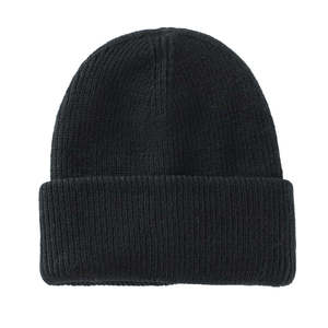 Collection de bonnets tricotés streetwear personnalisés avec logo – Chapeaux d'hiver tendance pour hommes – Fournisseur en gros de couvre-chefs de marque privée - Product Image 1
