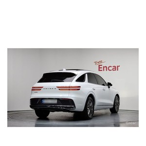 Genesis GV70 2.5T 2024 Gasolina 2WD con 18,225 km, Volante a la Izquierda, Caja de Cambios Automática, Asientos de Cuero, Cámara Trasera - Product Image 2