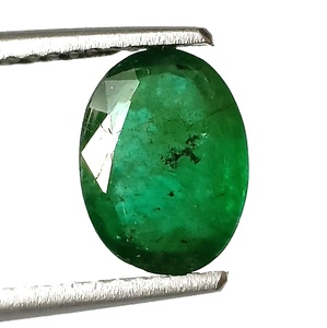 <b>Beautiful</b> Ring Size Natural Emerald Oval Cut 6.6X8.7X3.6 mm Green Zambian Emerald Faceted Loose Gemstone 1.35 Carat For Jewelry - Product Image 1