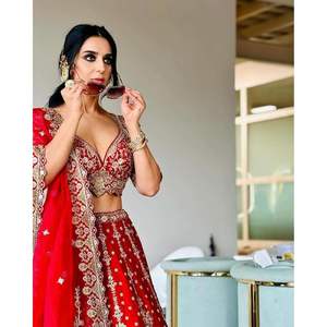 Vestidos de novia de diseñador-Bordado de hilo hermoso Lehenga Choli - Product Image 6