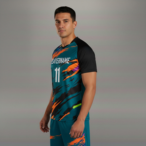 Maillot de football personnalisé OEM de haute qualité, respirant, 100% polyester, manches courtes, design sublimé, maillot de football pour hommes - Product Image 1