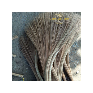 Escoba Ecológica de Palma de Coco Natural Hecha a Mano, Tradicional, para Jardín y Exteriores, para Venta al Por Mayor - Product Image 4