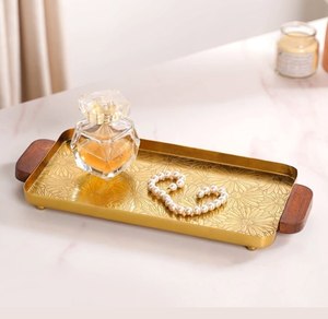 Plateau de service en métal de qualité supérieure, motif floral doré, avec poignées en bois, finition métallique polie, utilisation résidentielle, plateau de rangement - Product Image 6