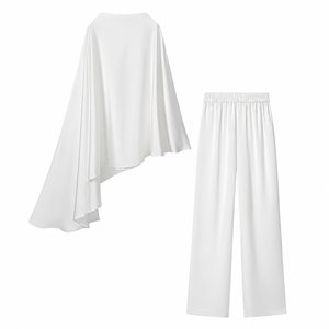 Conjunto de 2 Piezas para Mujer, Top Corto sin Mangas y Pantalones Cortos hasta la Rodilla, Tela Satén Transpirable, Moda de Verano, Logotipo Personalizado - Product Image 1
