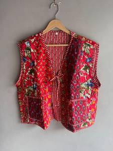 Gilet matelassé en coton rouge à fleurs pour femme, sans manches, col en V, poches plaquées, veste réversible, style printemps, CADEAU POUR ELLE - Product Image 1