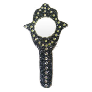 Miroir de poche indien léger et coloré avec perles et poignée, idéal pour les voyages - Product Image 6