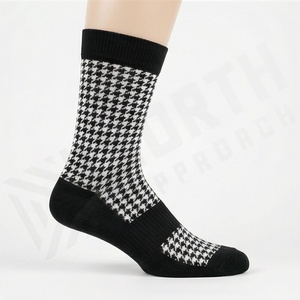 Crew <b>Socks</b> Houndstooth Pattern <b>Black</b> White Knitted Breathable Casual Adult Regular Style - Product Image 3