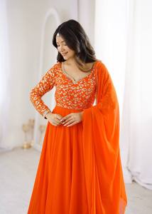 Salwar Kameez Tradicional Naranja, Vestido de Novia Indio Largo hasta el Suelo para Mujer, Ropa Étnica de Seda con Corte Holgado y Bordado para Adultos - Product Image 4