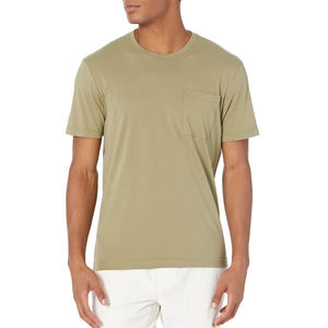 Camiseta de manga corta verde oliva para hombre con bolsillo en el pecho, corte regular, estilo casual, 100% algodón jersey, cuello redondo. - Product Image 2