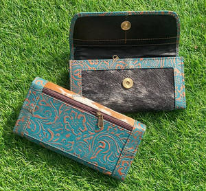 Nouveau Design Offre Spéciale Western véritable peau de vache portefeuille en cuir de fourrure élégant à la main Turquoise sculpture en cuir étui de téléphone pochette de luxe - Product Image 5
