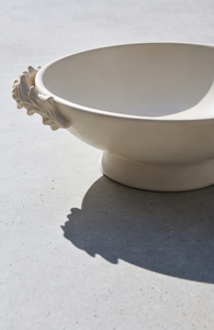 Bol en métal texturé à motif botanique et pieds décoratifs, pour cuisine et table, fournisseur pour commandes en gros - Product Image 5
