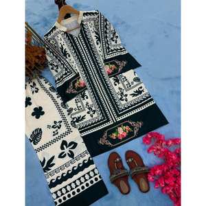 Ensemble de vêtements de fête pour femmes avec impression numérique Élégant et tendance - Product Image 3