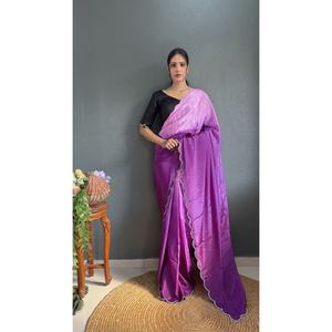 DESIGNER CHINON SOIE JARKAN DIAMANT TRAVAIL PRÊT À PORTER SAREE AVEC BLOUSE INCOSÉE LAVANDE - Product Image 1