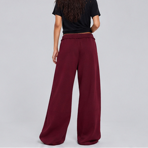 Pantalones deportivos anchos de poliéster y algodón para mujer, estilo informal, holgados, con logotipo y diseño personalizados. - Product Image 2