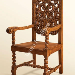 Sillón de Lujo Hecho a Mano en Madera Maciza con Tallado Barroco Ornamentado y Patas en Espiral de Cebada - Product Image 3