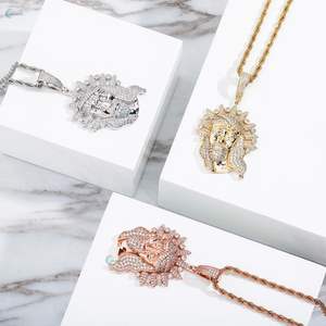 Pendentif Jésus en diamant de laboratoire de luxe, style hip-hop, serti de diamants, bijoux personnalisés de haute qualité - Product Image 1