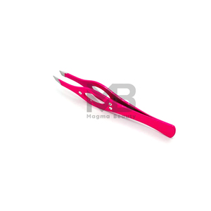 Pince à épiler de luxe rose en plastique avec pointe biseautée et manche confortable – Vente chaude MAGMA BEAUTY - Product Image 2