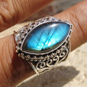 Handcrafted <b>Labradorite</b> <b>Ring</b> Natural Gemstone 925 Sterling Silver Jewelry Flashy Blue Fire <b>Ring</b> Boho Chic Gift - Product Image 1