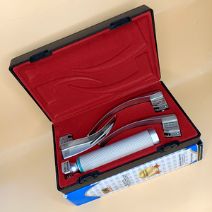Laringoscopio Macintosh de Fibra Óptica, Juego de 3 Hojas 2-3-4, Mango para Adultos, Calidad Premium, Empaquetado en Blíster, CE Clase I ISO 13485 - Product Image 4