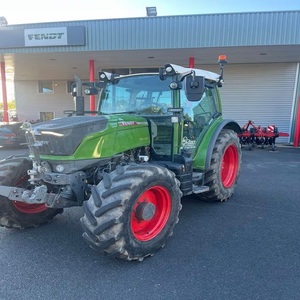 Experimente la agricultura de calidad superior con el tractor Fendt 700 Vario 210 4WD equipado con un eficiente motor diésel y transmisión por engranajes. - Product Image 3