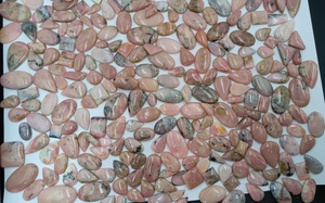 โอปอลสีชมพูธรรมชาติแบบคาโบชอง |   หินรูปไข่ขัดเงาสำหรับทำเครื่องประดับ |   ผู้จัดจำหน่ายสีสันสดใสแบบขายส่งจำนวนมากจากอินเดีย - Product Image 6