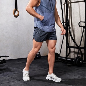 Pantalones cortos deportivos de baloncesto y gimnasio de color sólido para hombre, pantalones cortos de playa en blanco personalizados con cordón en la cintura para verano, patrón de malla básica - Product Image 3