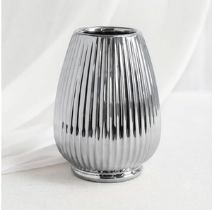 Premium Metal Flower Vase Elegant <b>Table</b> Centerpiece For Modern Interior Decoration And Artificial Flowers - Product Image 2