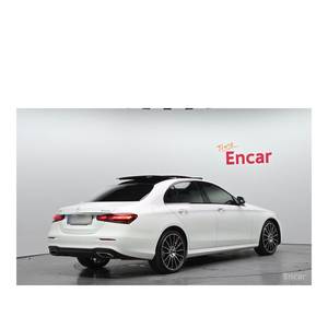 Mercedes-Benz E350 4MATIC AMG Line Clase E 2023 con Volante a la Izquierda, Caja de Cambios Automática, Asientos de Cuero, Cámara Trasera - Product Image 2