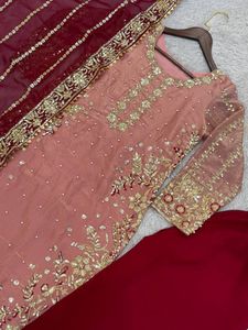 Conjunto de Salwar Kameez de Seda Rosa Dorado de Lujo, Kurta Recta con Bordado Zari Tradicional, Pantalón Palazzo Color Granate, Ropa India y Pakistaní para Mujer - Product Image 6