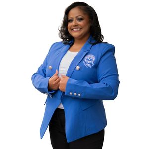 Blazer Cruzado Azul Rey Zeta Phi Beta para Mujer, Chaqueta Premium Elegante de Corte Entallado con Letras Griegas - Product Image 3