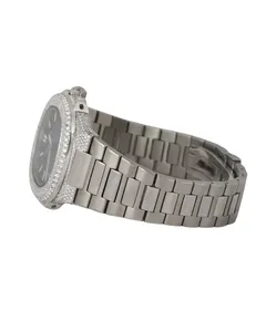 Reloj de Lujo Estilo Hip Hop para Hombre con Incrustaciones de Moissanita VVS, Esfera Negra de Acero Inoxidable y Correa con Diamantes de Corte Redondo - Product Image 3