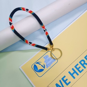 WE HERE EXPORTS Perles de rocaille faites à la main, pierres d'imitation de perles, pierres naturelles pour insertion sur ongles, porte-clés de poignet tendance pour femme, cordon, cadeau - Product Image 3