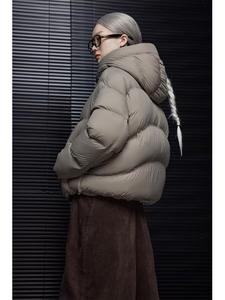 Blouson matelassé unisexe 2026 haute performance imperméable et coupe-vent à capuche, design matelassé d'hiver avec rembourrage en coton et mélange polyester/coton - Product Image 4