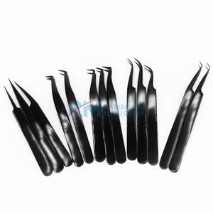 Pince à épiler RMI Plain Grip Shin Black Plasma Color anti-magnétique pour extensions de cils, pointe lisse, précision, acier inoxydable, 14cm/12cm - Product Image 1