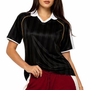 Maillot de football américain à col rayé noir pour femme, respirant, en polyester, pour entraînement sportif, manches courtes, coupe ajustée, tenue d'équipe - Product Image 1