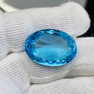 Topaze bleue naturelle, taille ovale, grande taille 54,23 carats, qualité AAA, lustre parfait, disponible à prix avantageux. - Product Image 3