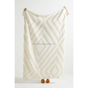 Trendy Boho <b>Throws</b> Woven <b>Throw</b> with Fringes High Quality <b>Throw</b> <b>Blankets</b> for Home Decor with Different Design & Color - Product Image 2