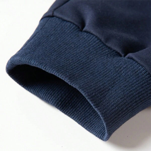 Ensemble de survêtement en coton biologique éco-responsable et durable avec logo personnalisé, en polyester recyclé, pour les marques éthiques - Product Image 3