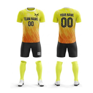 Ensemble d'uniformes de football personnalisés par sublimation, jaune dégradé, col rond, manches courtes, kit d'équipe respirant, uniforme de football personnalisé - Product Image 1