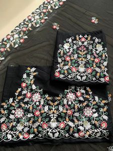 Sari Negro Premium con Bordado Floral y Blusa de Diseñador |   Sari de Lujo para Fiesta o Boda para Mujer - Product Image 6